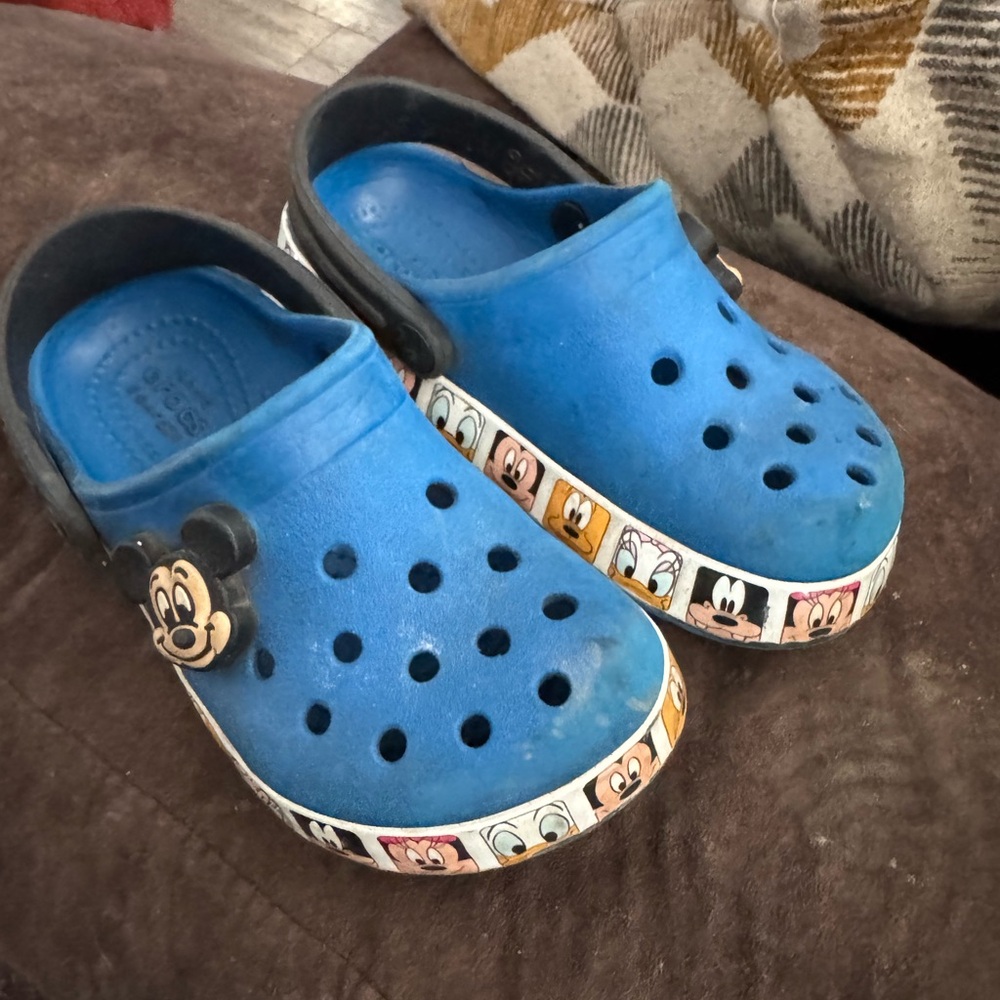 CROCS Kids Bright Blue Sandals